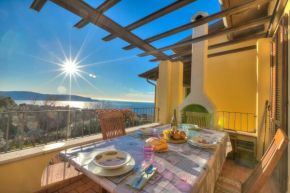 John's House-Lakeview & shared pool - Happy Rentals